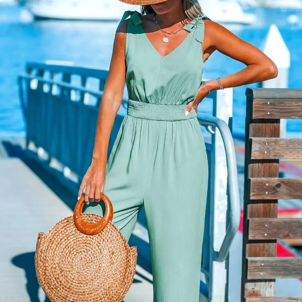 CUPSHE GREEN SHOULDER TIE SMOCKED WAIST WIDE LEG JUMPSUIT SZ MED NWT